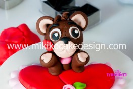 Tutorial passo passo torta decorata in pasta di zucchero per San Valentino-57 - 1024