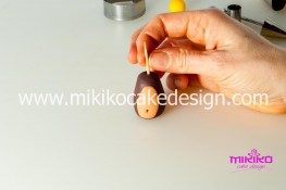 Tutorial passo passo animaletto pasta di zucchero Scimmietta Kawaii-22 - 1200