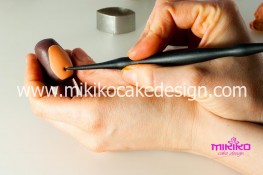 Tutorial passo passo animaletto pasta di zucchero Scimmietta Kawaii-5 - 1200